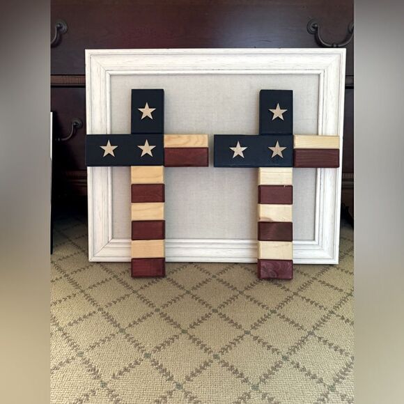 Handmade hand stained wooden American flag crosses made by Veterans NWOT - Picture 1 of 10